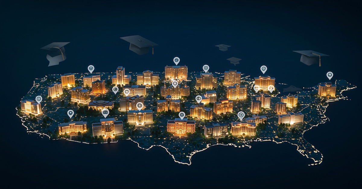 Map of United States showing 50 top-ranked accelerated psychology master's degree programs across all states with university campus illustrations